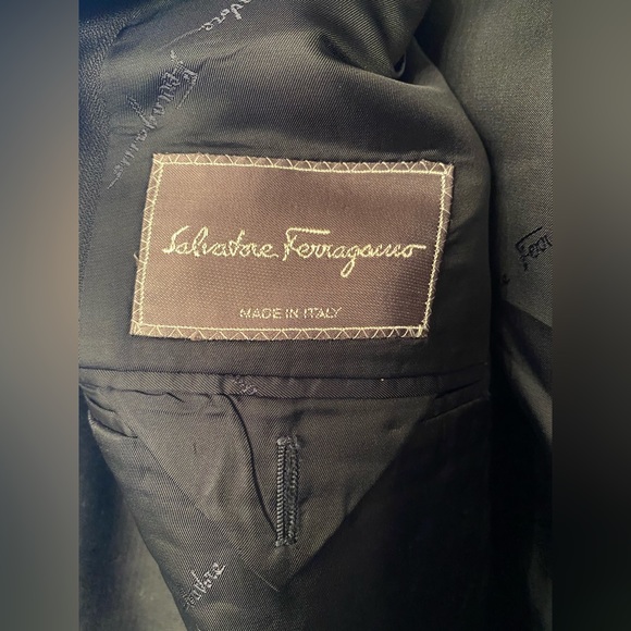 SOLD Vintage Salvatore Ferragamo Blazer/Suit Jacket - Picture 4 of 5